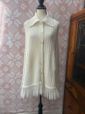 Cream Knit Fringe Cape